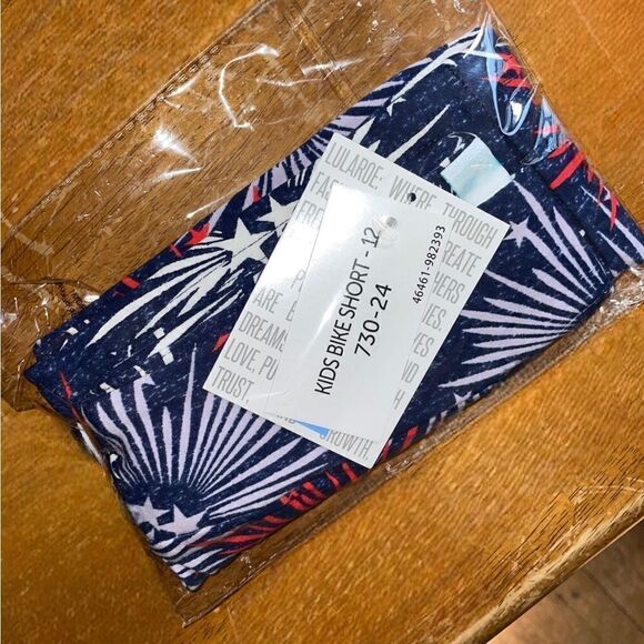 LuLaRoe Kids Size 12 Biker Shorts • Americana Collection •Navy Blue w/ Fireworks - Picture 7 of 11